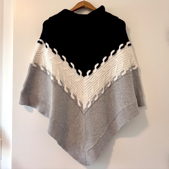 Talbots Knit Poncho - Picture 3 of 6